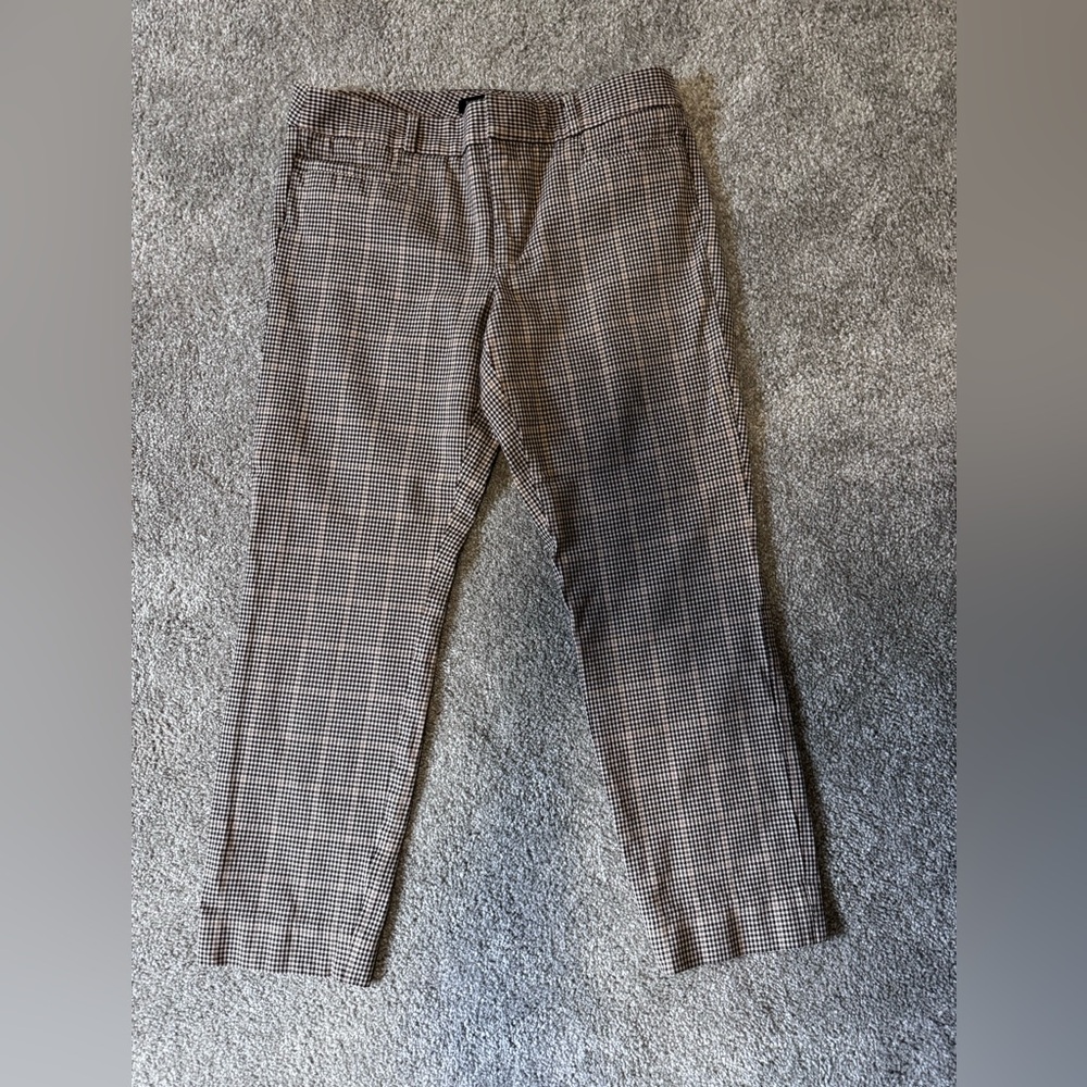 Banana Republic women’s Brown Houndstooth size 6